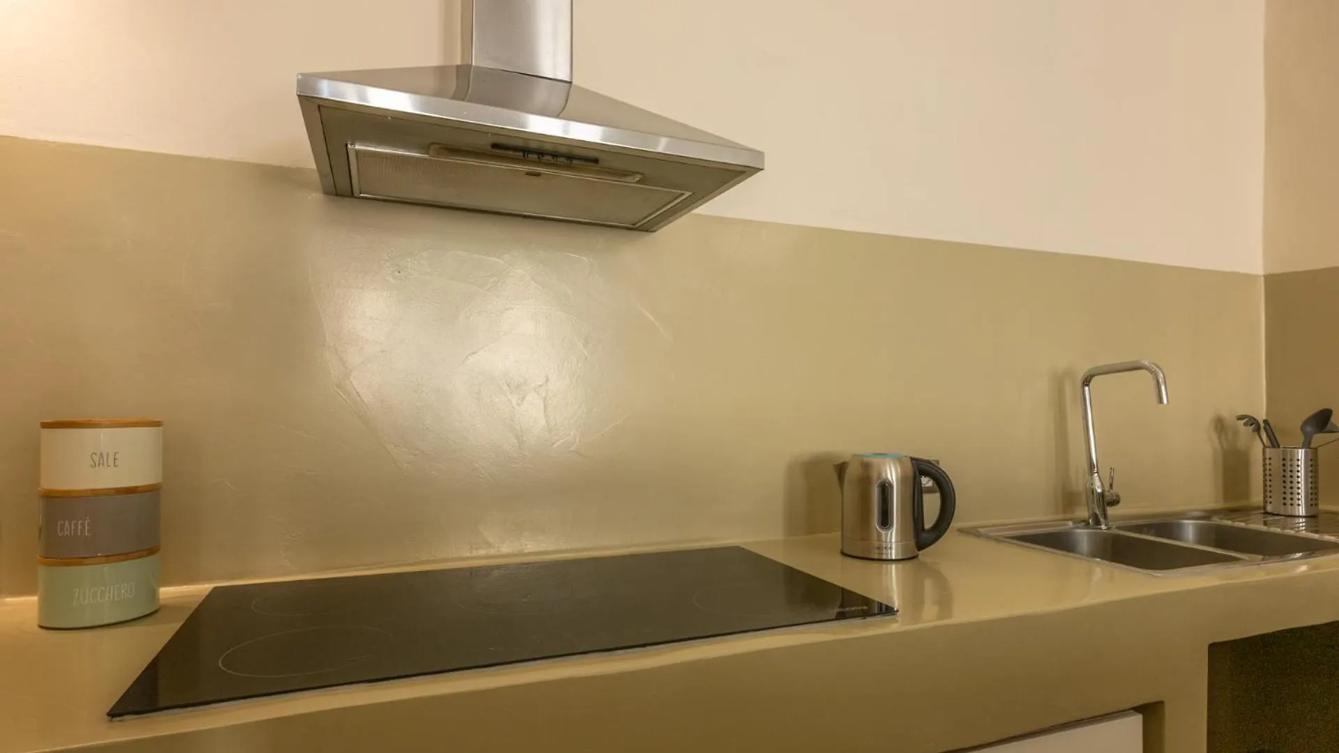 Rentwin - Santa Caterina Luxury Apartment Πίζα 0*,