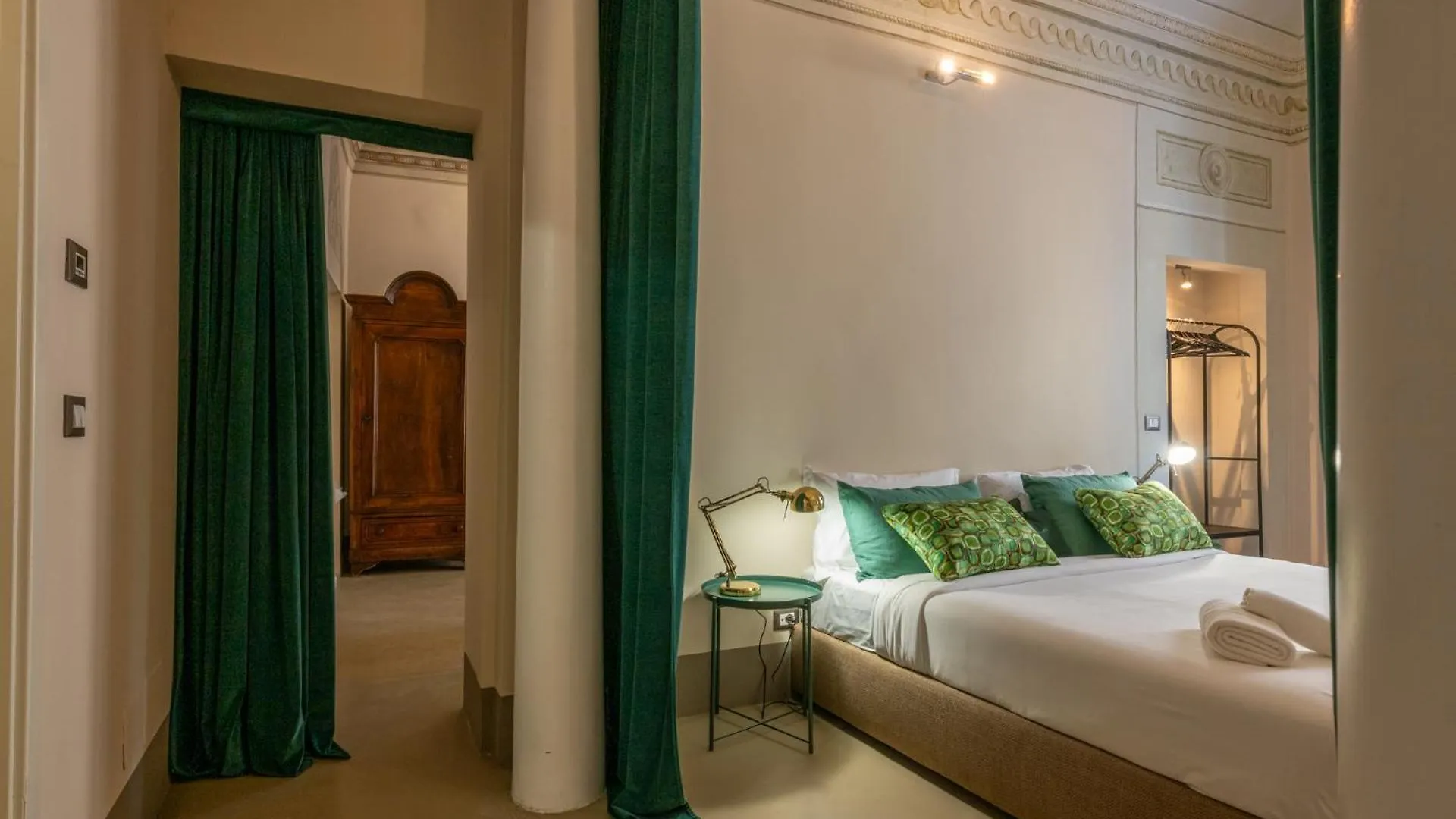 Rentwin - Santa Caterina Luxury Apartment Pisa 0*,